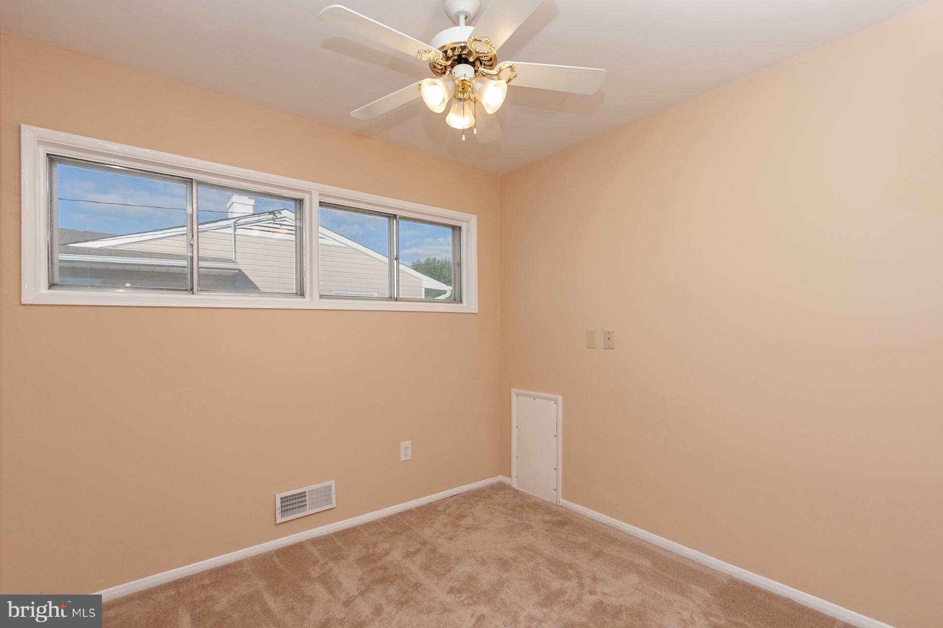 2441 Ellis Road Baltimore, MD 21234 - Photo 18 of 30 Bedroom 2