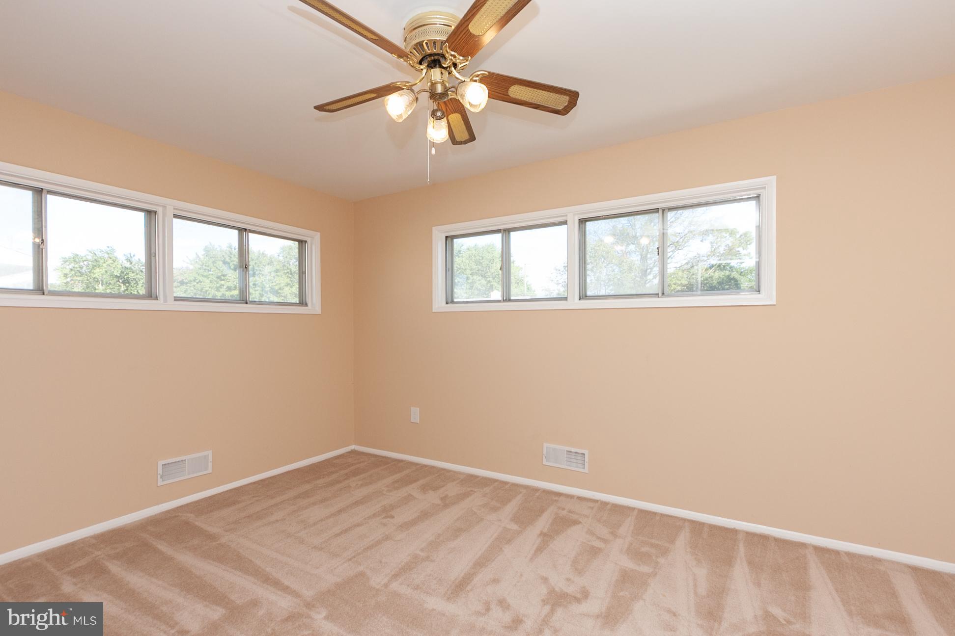 2441 Ellis Road Baltimore, MD 21234 - Photo 22 of 30 Bedroom 3