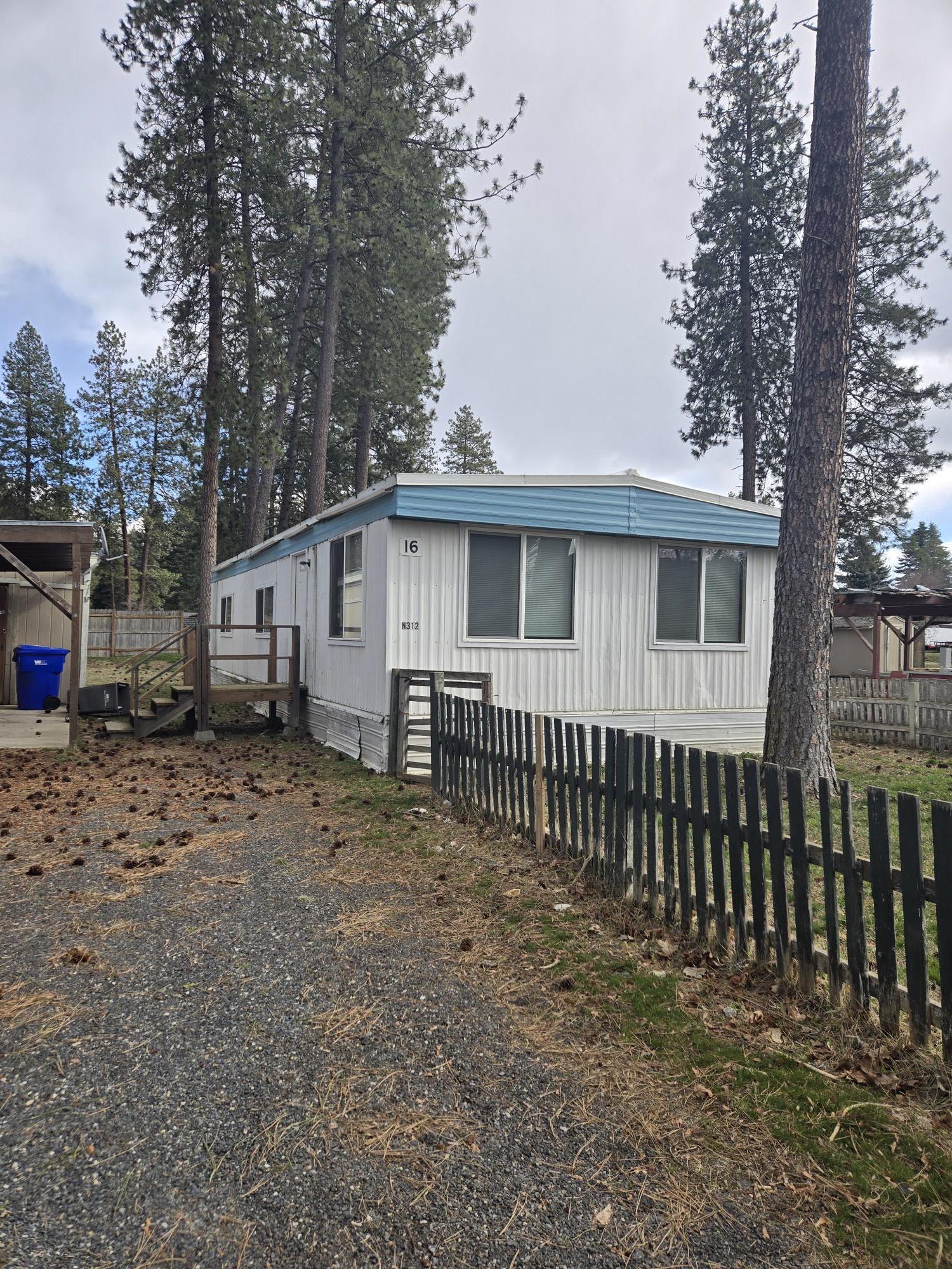 312 North Colville Road Deer Park, WA 99006 - Photo 3 of 33