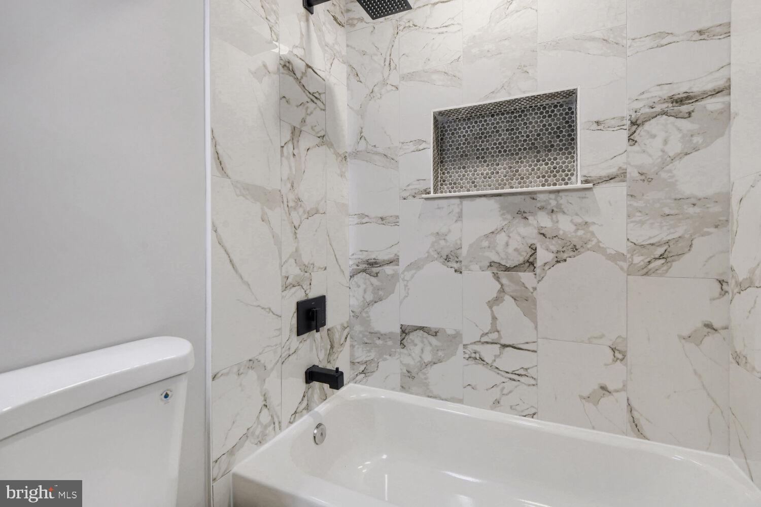696 West Maple Road Linthicum Heights, MD 21090 - Photo 14 of 31 Gallery Image 14
