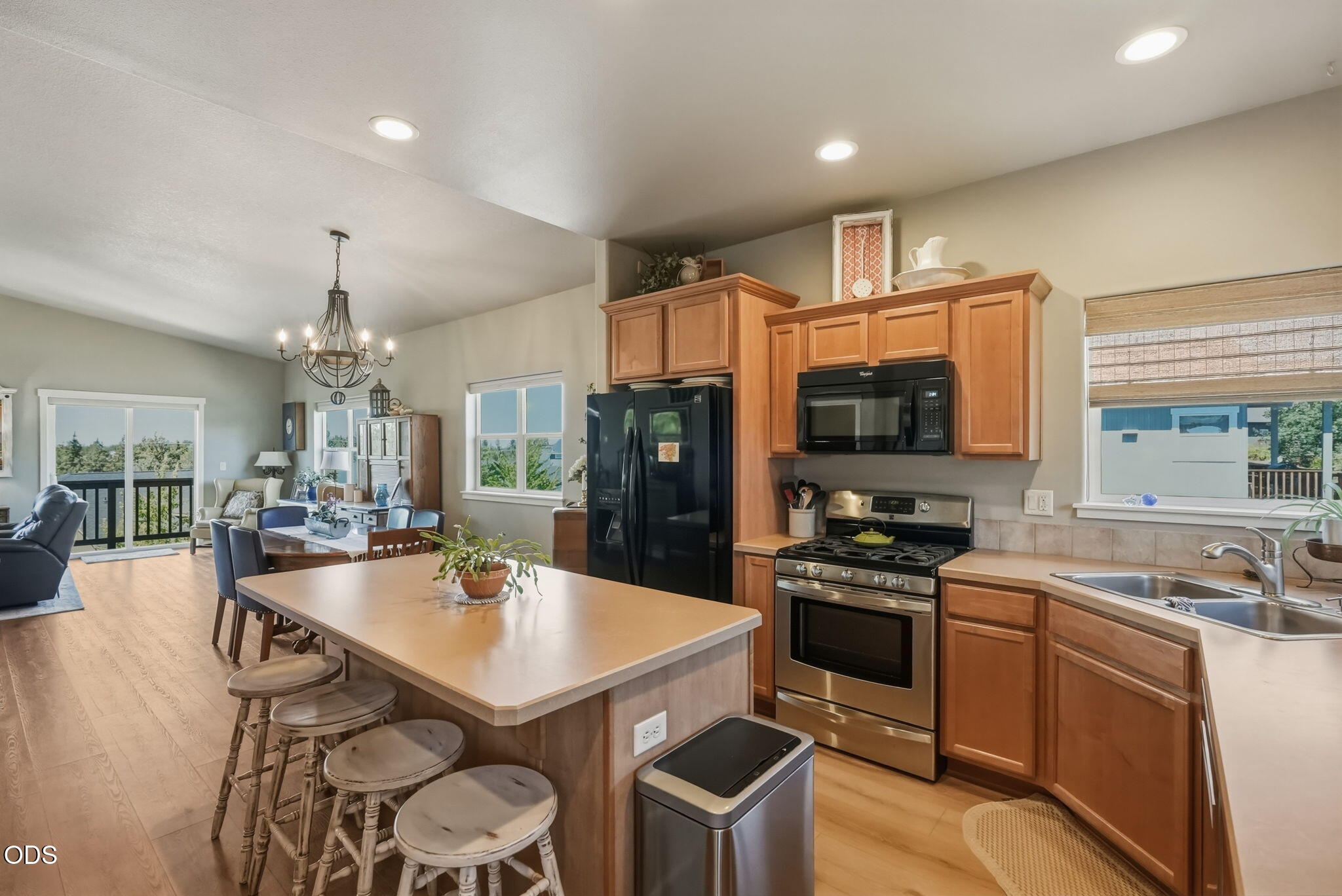 63776 Hunters Circle Bend, OR 97701 - Photo 8 of 53