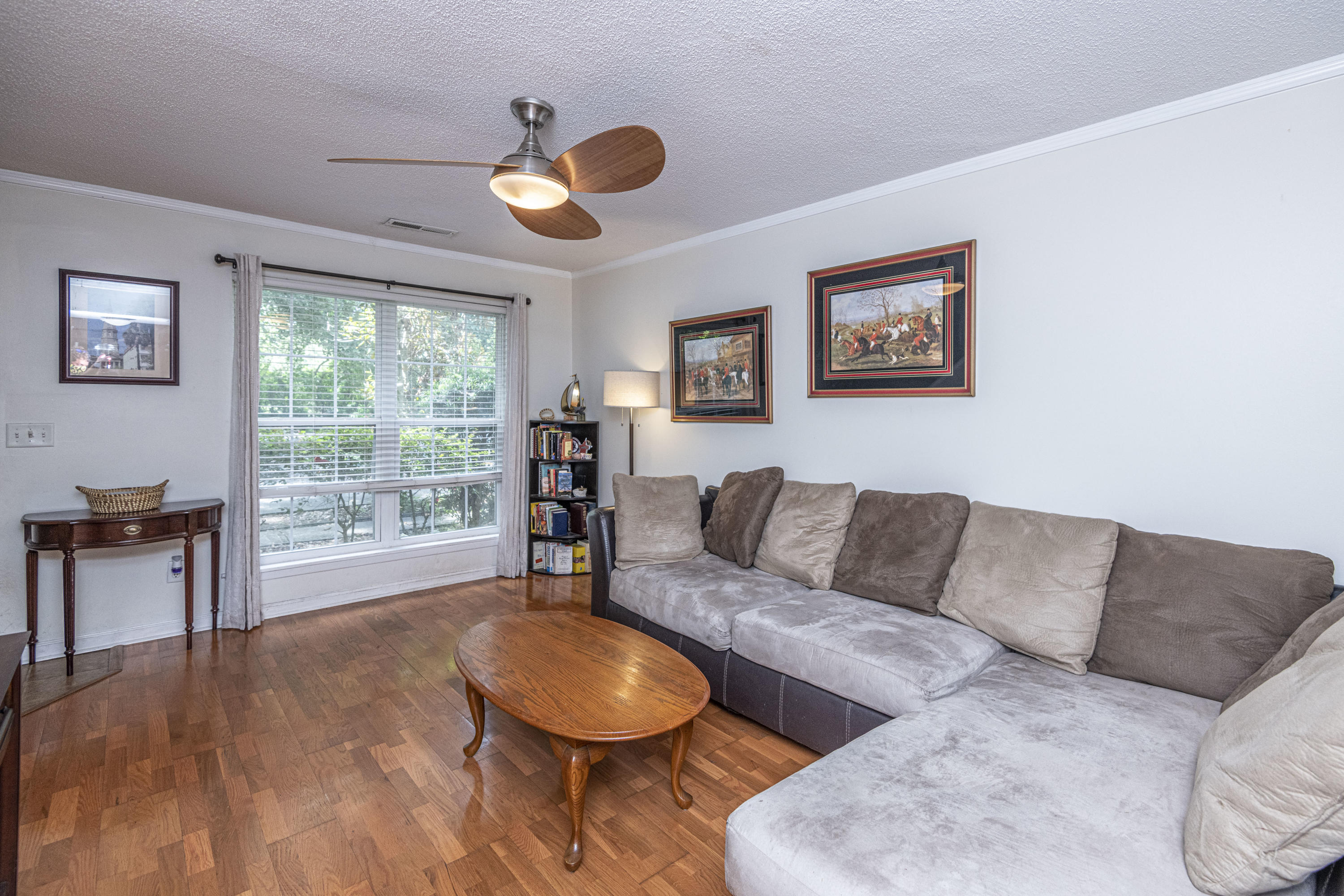 1283 Mathis Ferry Road Mount Pleasant, SC 29464 - Photo 19 of 22 Family Room