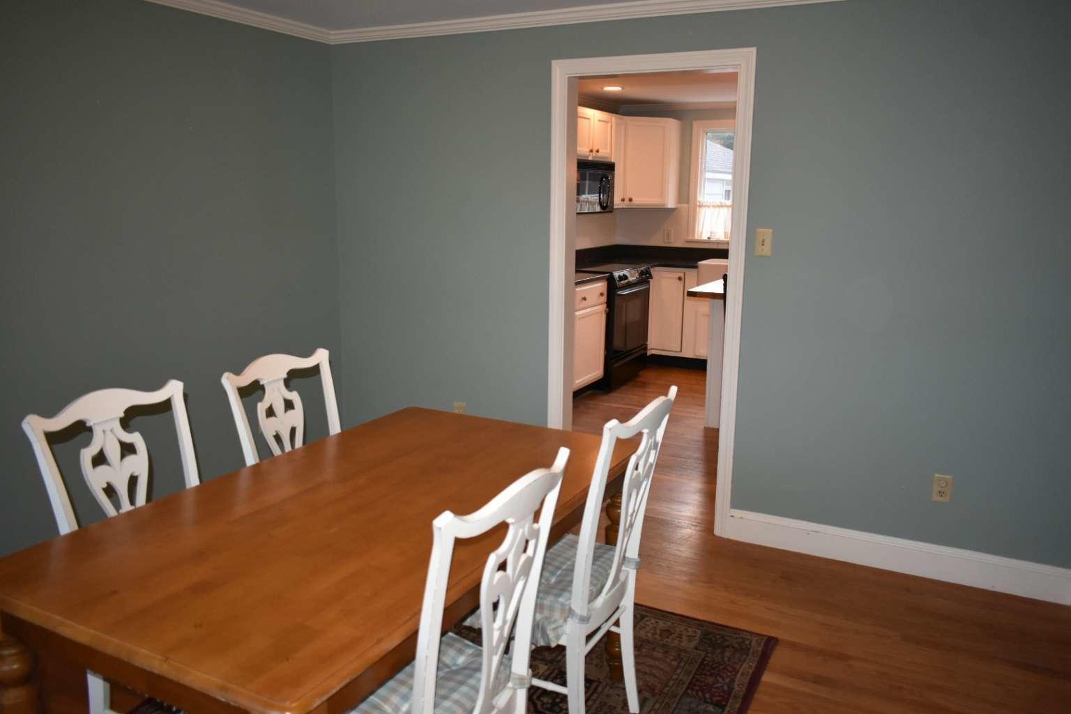 8 Candlewick Lane Cumberland, ME 04021 - Photo 12 of 20 Field.12