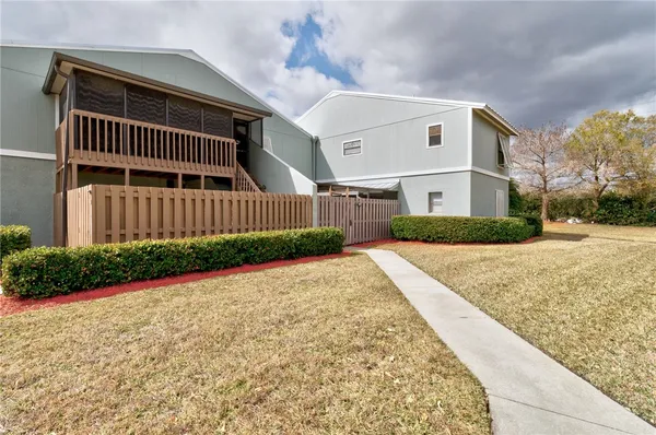 a view of backyard of house