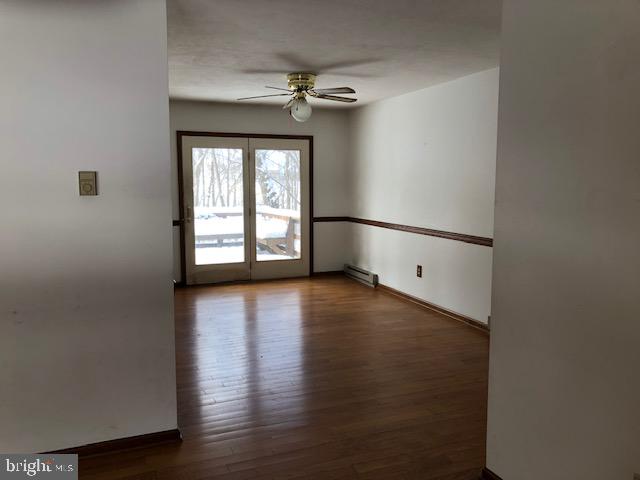 10 Picnic Woods Circle Lititz, PA 17543 - Photo 3 of 16