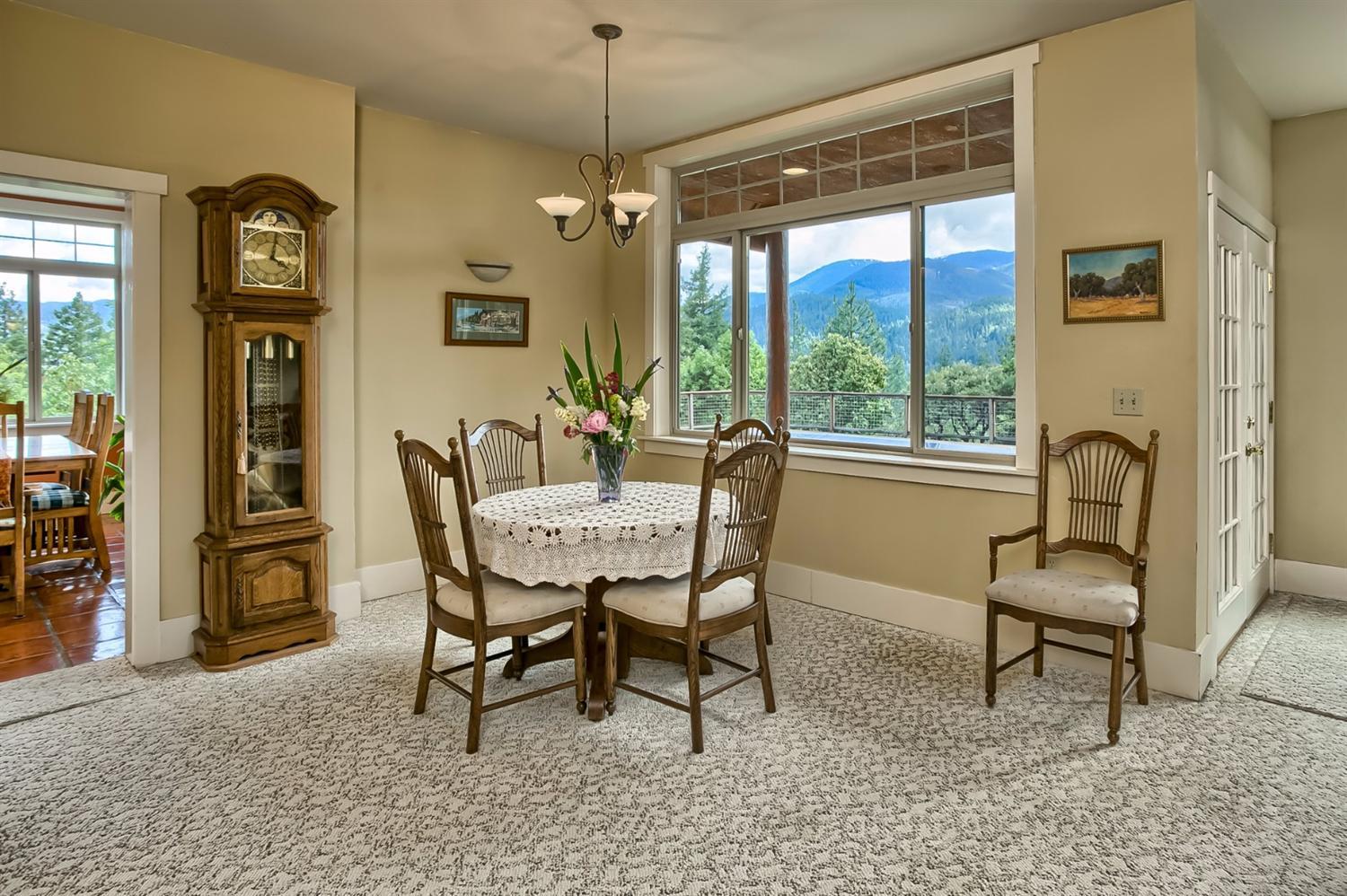 982 Kincaid Road Williams, OR 97544 - Photo 28 of 35 Gallery Image 28