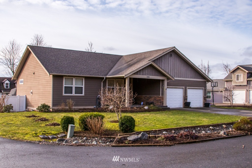 599 Arthurs Way Sumas, WA 98295 - Photo 2 of 23 Gallery Image 2