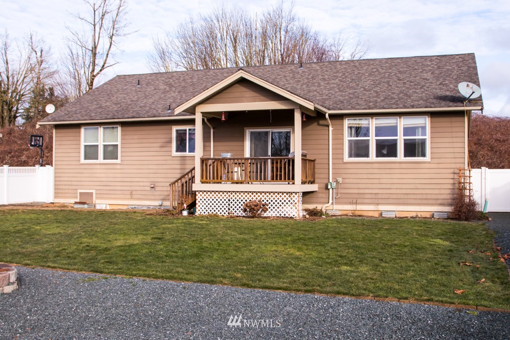 599 Arthurs Way Sumas, WA 98295 - Photo 19 of 23 Gallery Image 19