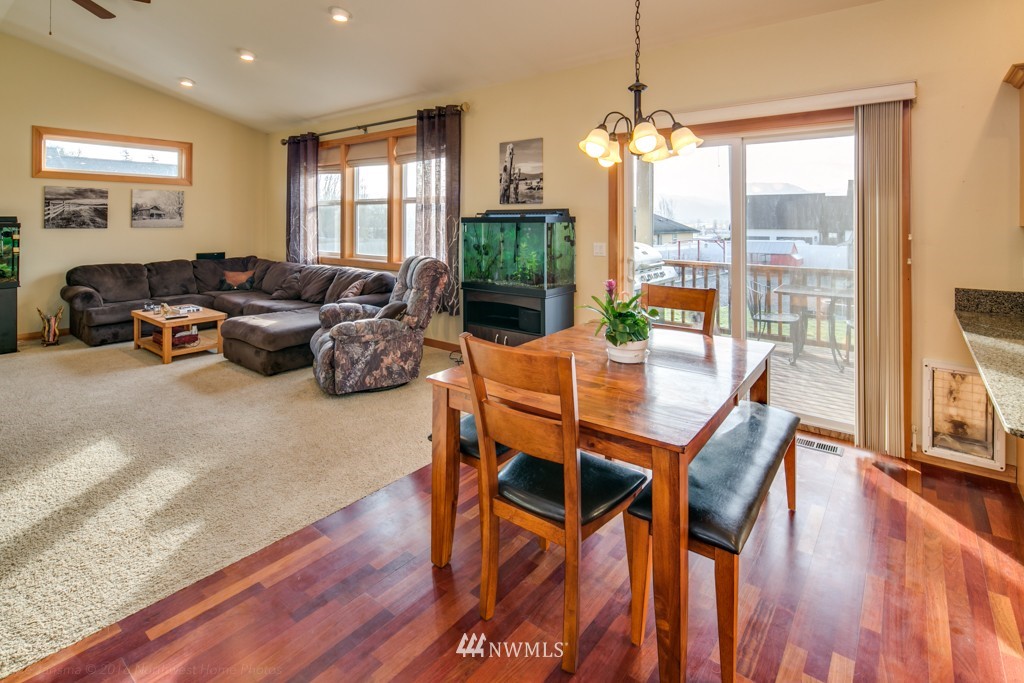 599 Arthurs Way Sumas, WA 98295 - Photo 6 of 23 Gallery Image 6