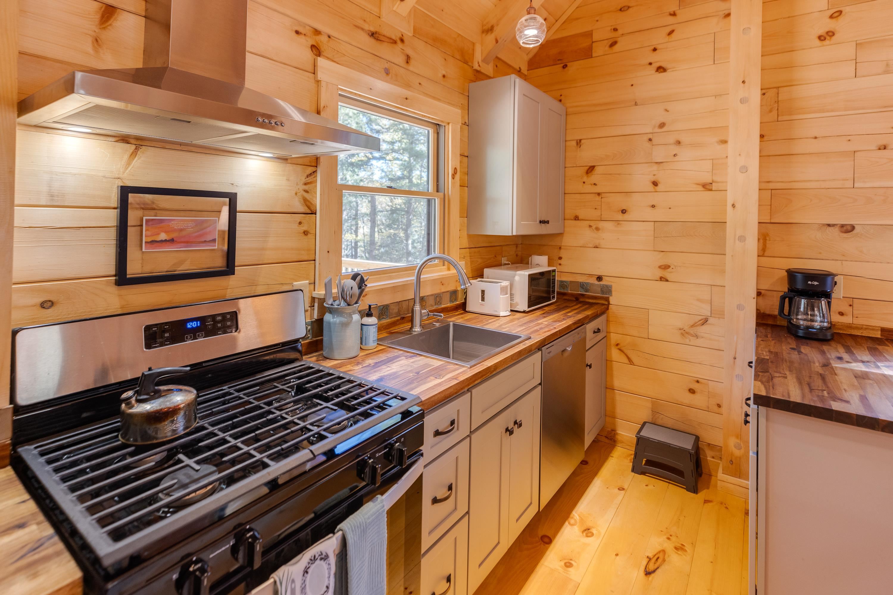 53 Rogers Road Haverhill, NH 03785 - Photo 11 of 60