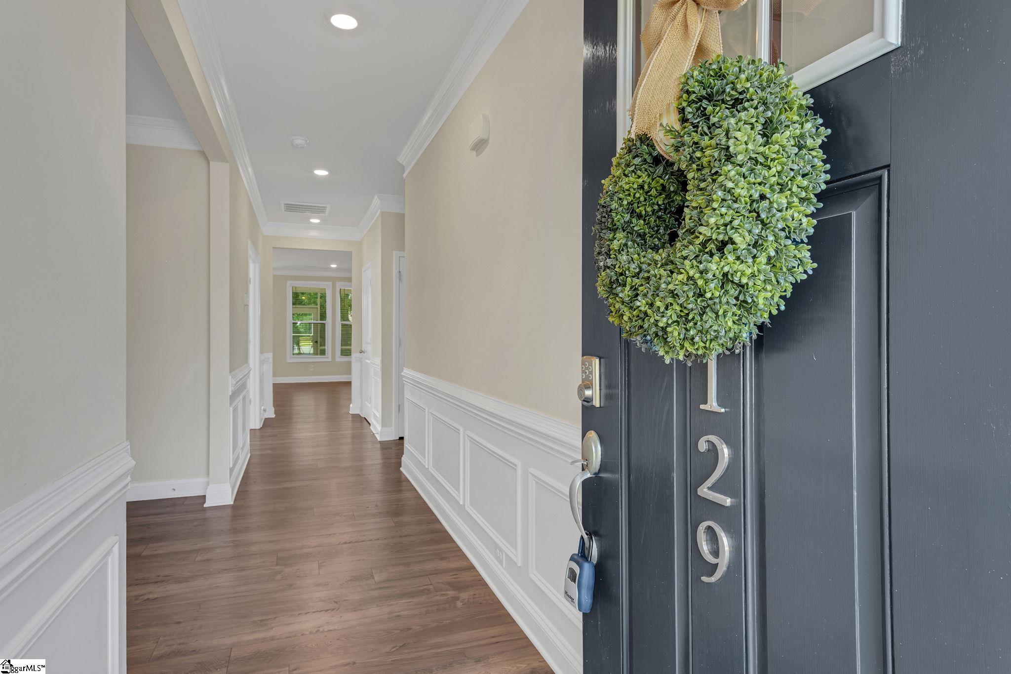 129 Yellow Fox Road Greer, SC 29650 - Photo 5 of 37 Gallery Image 5
