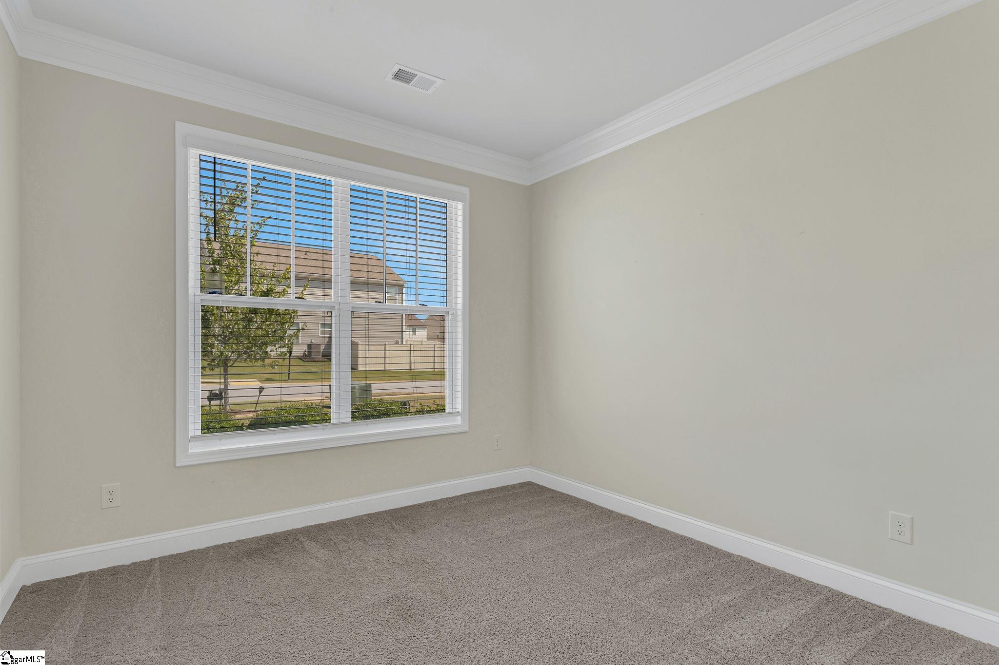 129 Yellow Fox Road Greer, SC 29650 - Photo 7 of 37 Gallery Image 7