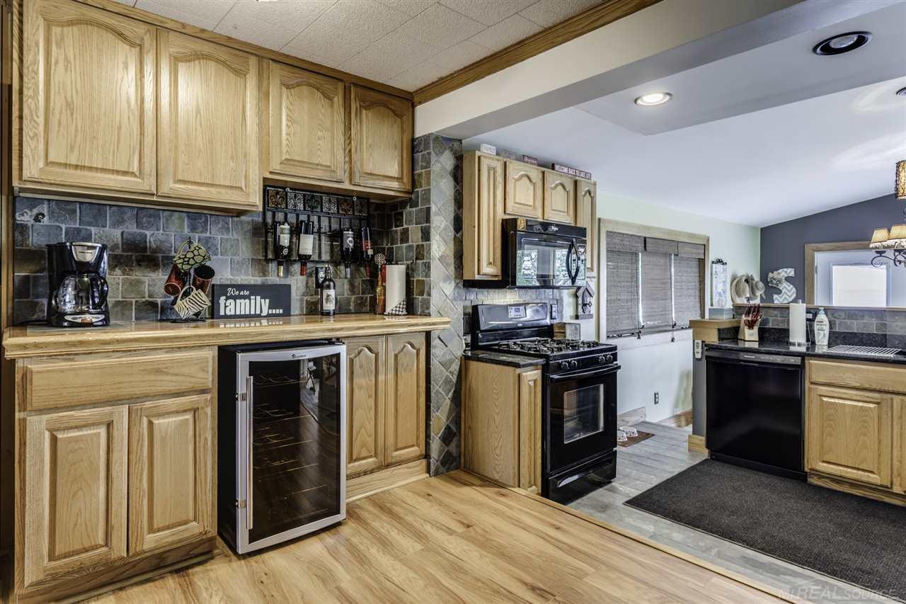 2843 Lakeshore Road Applegate, MI 48401 - Photo 14 of 46