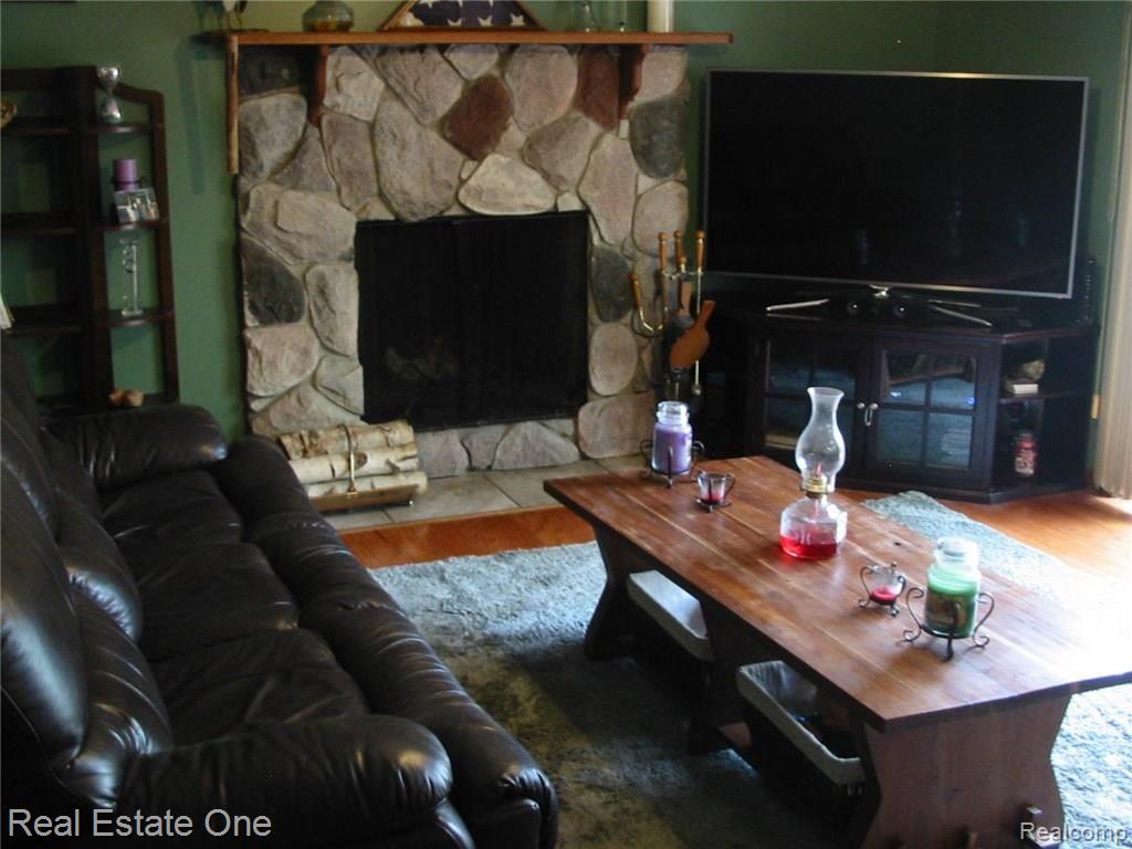 7055 Sheldon Road Belleville, MI 48111 - Photo 22 of 74 Natural Fireplace in Family Room