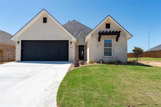 $464,900 | 1030 Cannon Place, Paris, TX 75462