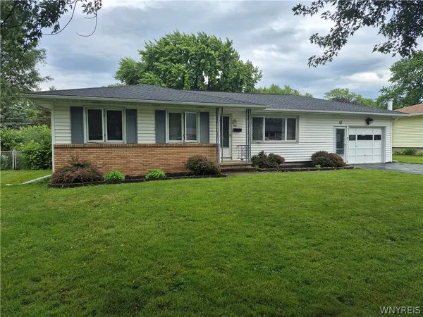 $239,900 | 66 Landau Drive, Gates, NY 14606