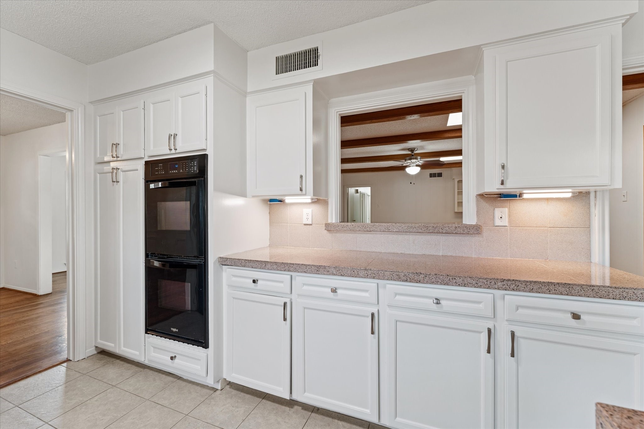 983 West Donovan Street Houston, TX 77091 - Photo 27 of 46 Kitchen view 4 showing pantry and double oven. Who's ready to get cooking??