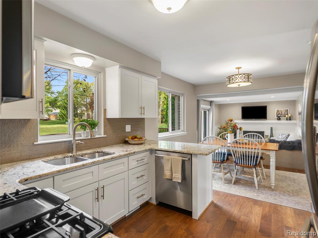 864 Dressler Lane Rochester Hills, MI 48307 - Photo 19 of 65