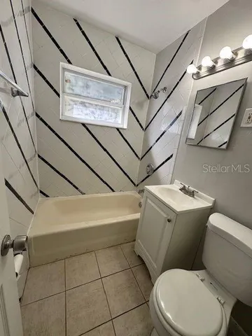 $1,895 | 9300 90th Avenue, Seminole, FL 33777