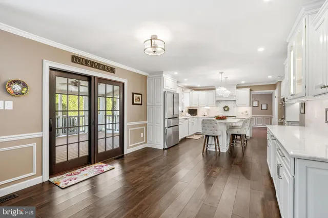 $875,000 | 6 Abington Road, Mount Laurel, NJ 08054