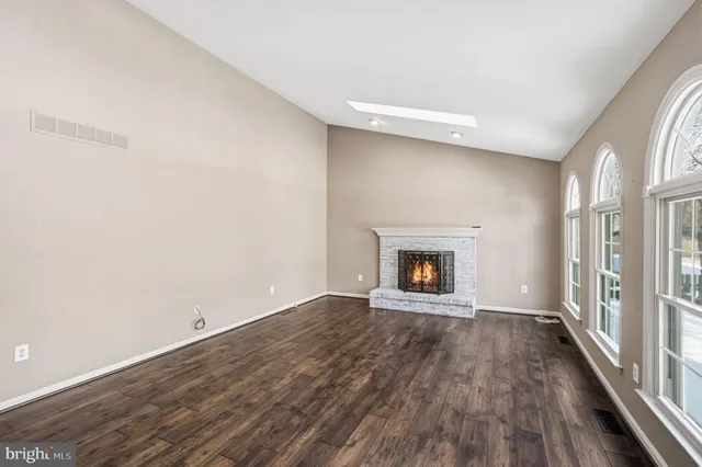 $875,000 | 6 Abington Road, Mount Laurel, NJ 08054