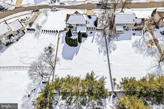 $875,000 | 6 Abington Road, Mount Laurel, NJ 08054