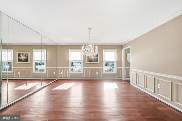 $875,000 | 6 Abington Road, Mount Laurel, NJ 08054