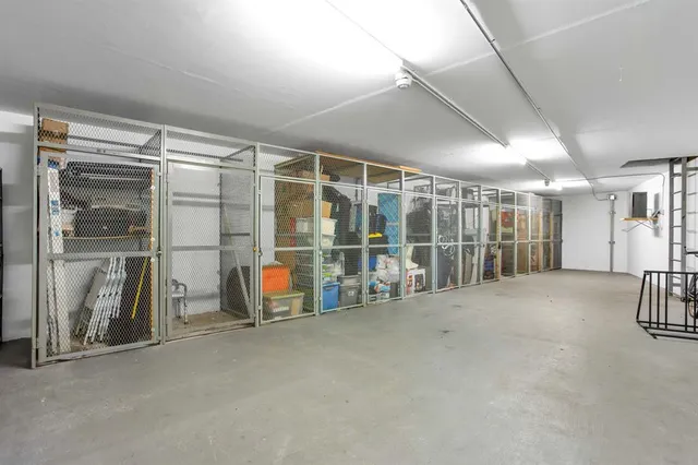 $137,000 | 1601 Abaco Drive, Unit D4, Coconut Creek, FL 33066