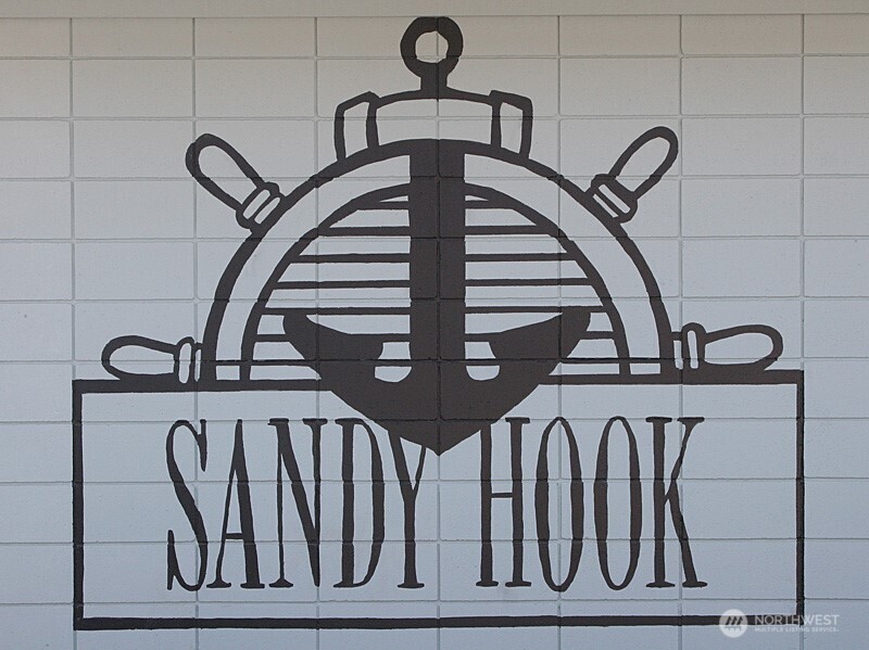 8122 Autumn Lane Clinton, WA 98236 - Photo 27 of 35 a view of entryway