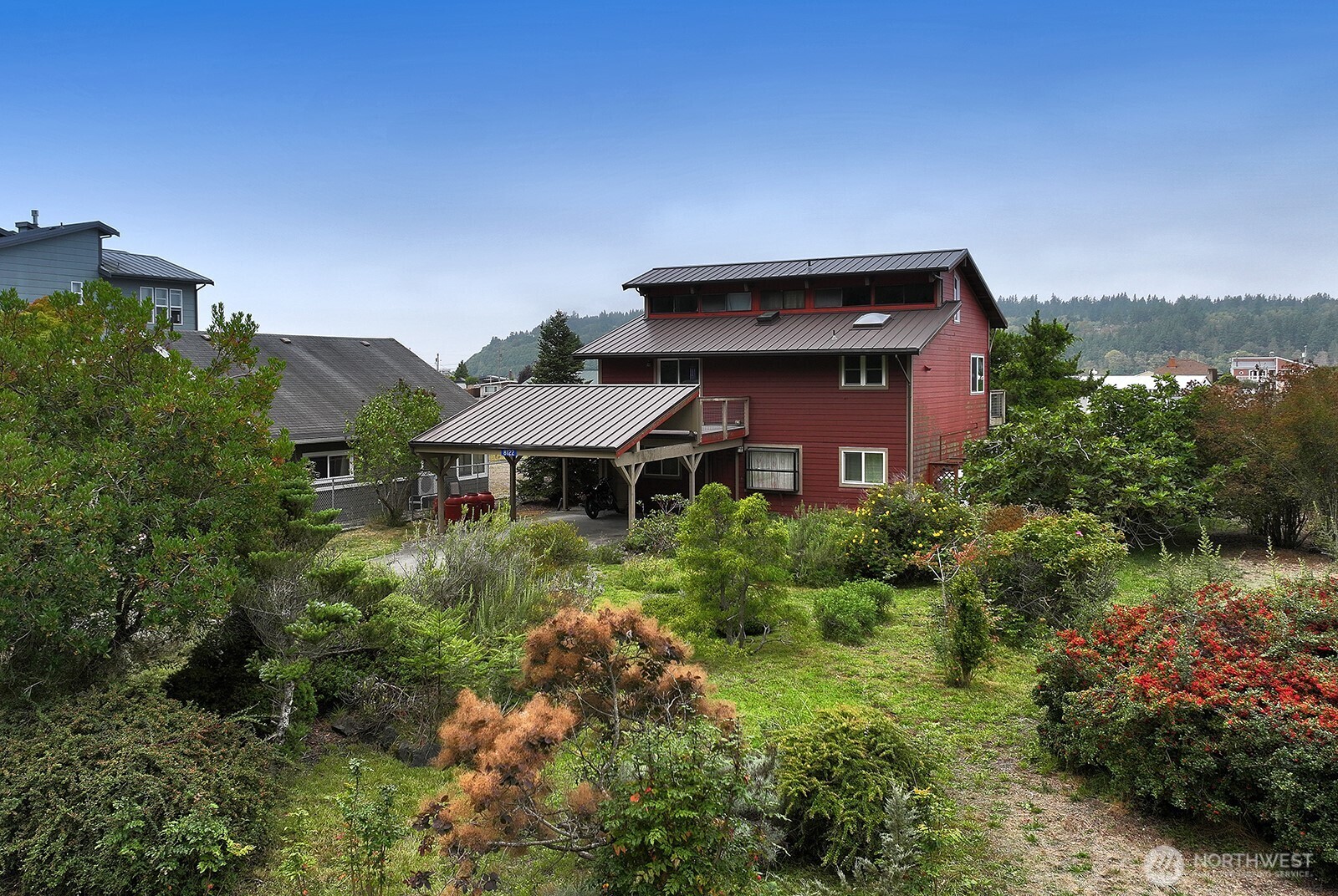 8122 Autumn Lane Clinton, WA 98236 - Photo 5 of 35 an aerial view of a house
