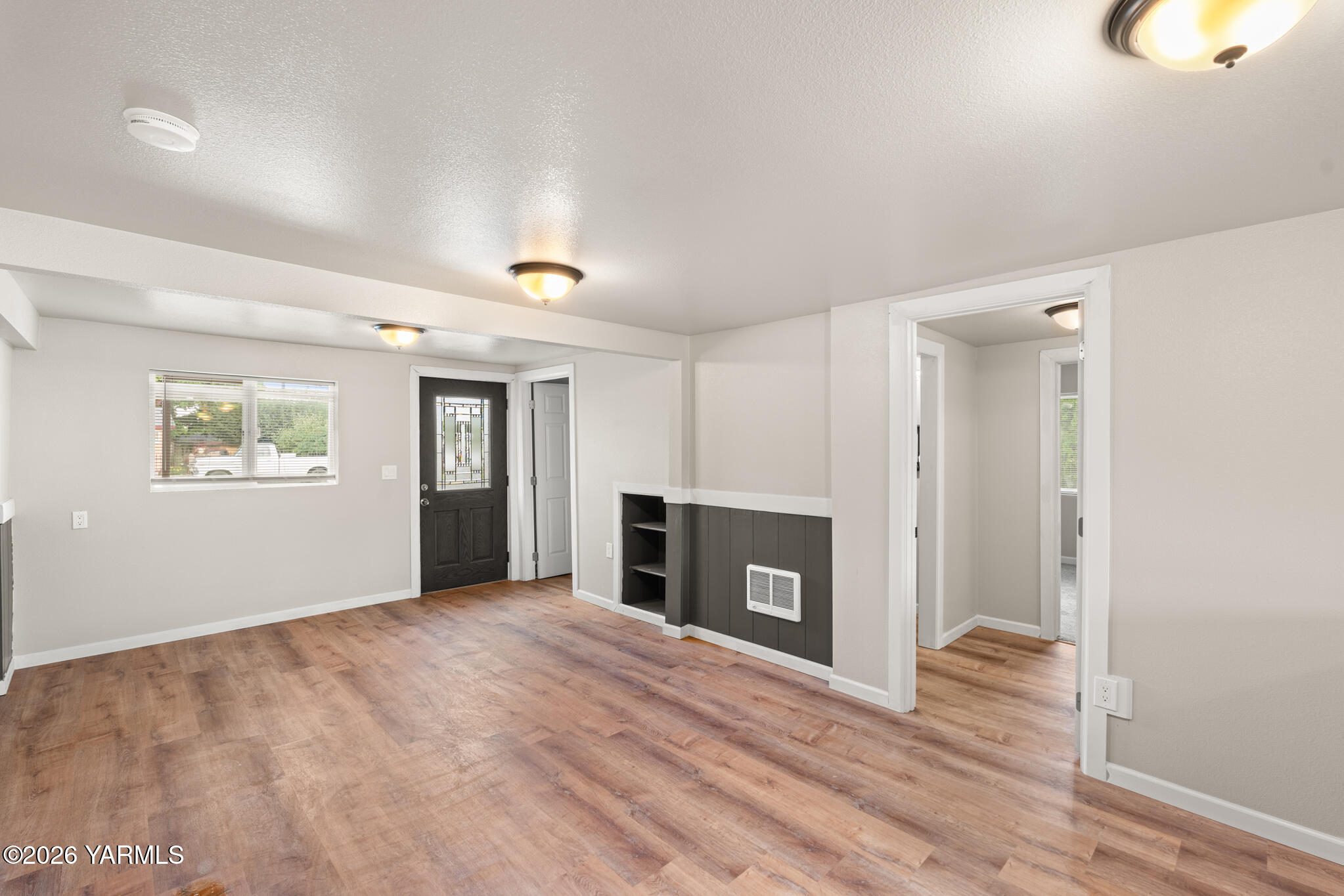 111 South H Street Toppenish, WA 98948 - Photo 8 of 31 DSM00075