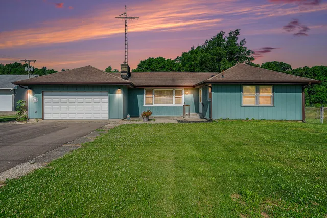 $399,900 | 53266 Highway 131, Three Rivers, MI 49093