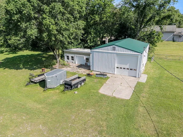 $379,900 | 53266 Highway 131, Three Rivers, MI 49093
