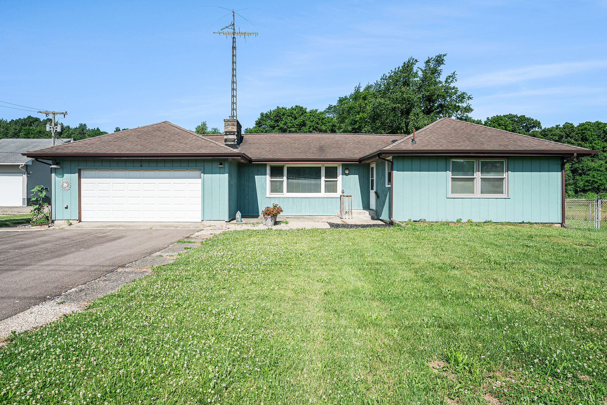 53266 Highway 131 Three Rivers, MI 49093 - Photo 4 of 24 004_dsc05713_632