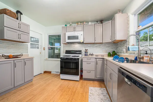 $379,900 | 53266 Highway 131, Three Rivers, MI 49093