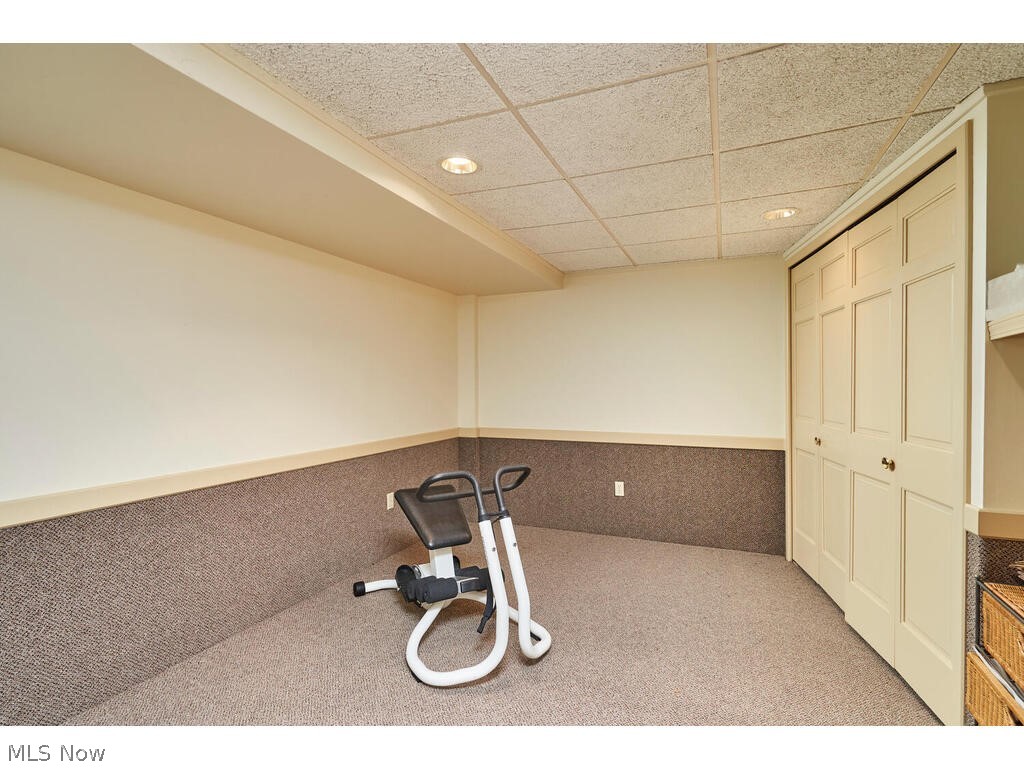 3000 Roundhill Road Akron, OH 44333 - Photo 41 of 45