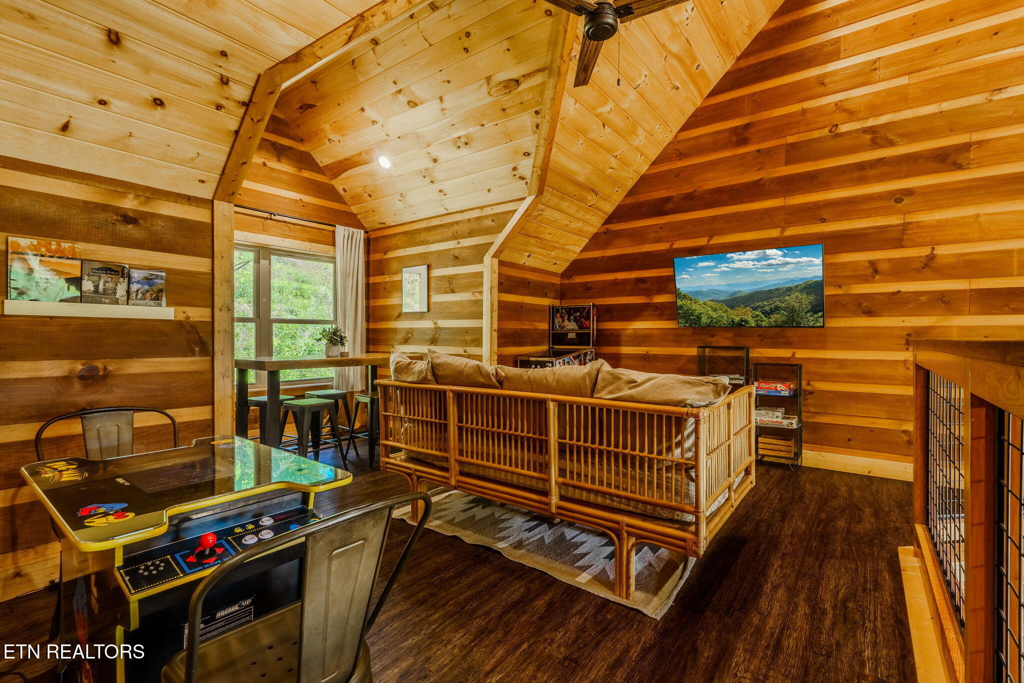 4228 Wears Valley Road, Unit 51 Sevierville, TN 37862 - Photo 32 of 54 28-web-or-mls-_DSC5043-HDR