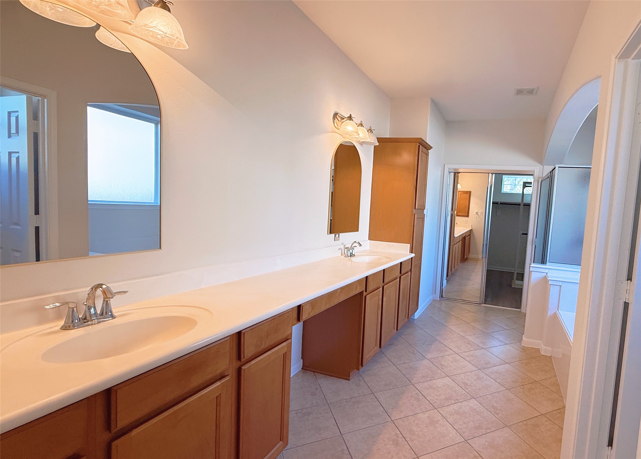 8610 Rising Oak Lane Katy, TX 77494 - Photo 29 of 46 Primary Bath