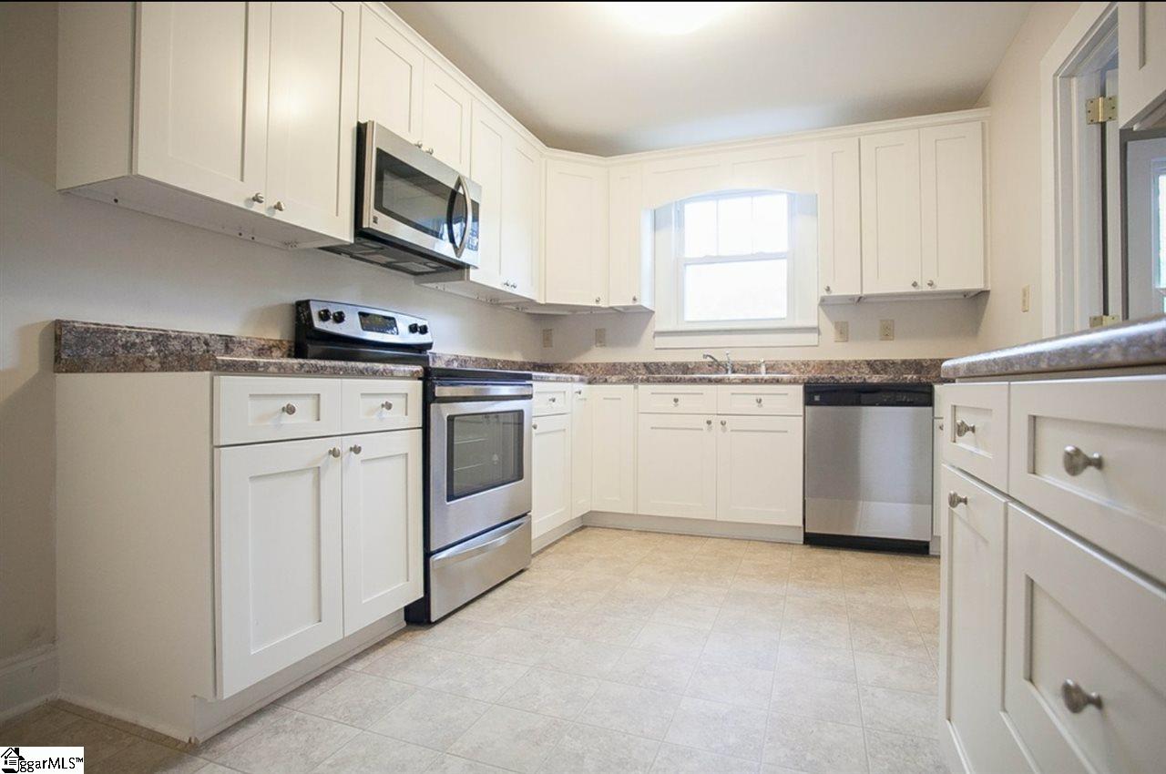 105 Buddin Street Easley, SC 29640 - Photo 9 of 14 Gallery Image 9