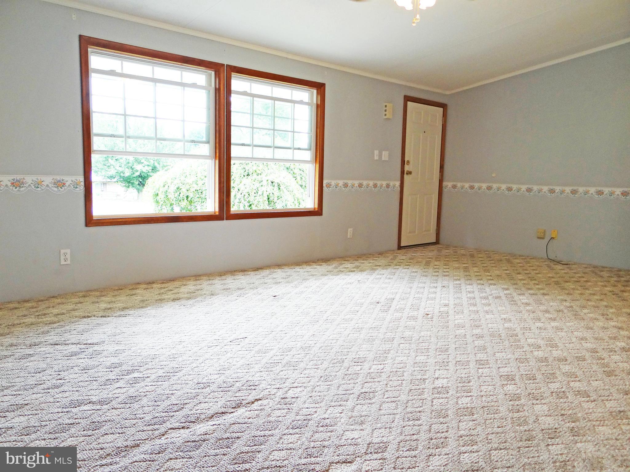 7196 Angle Road Chambersburg, PA 17202 - Photo 8 of 25 Living Room