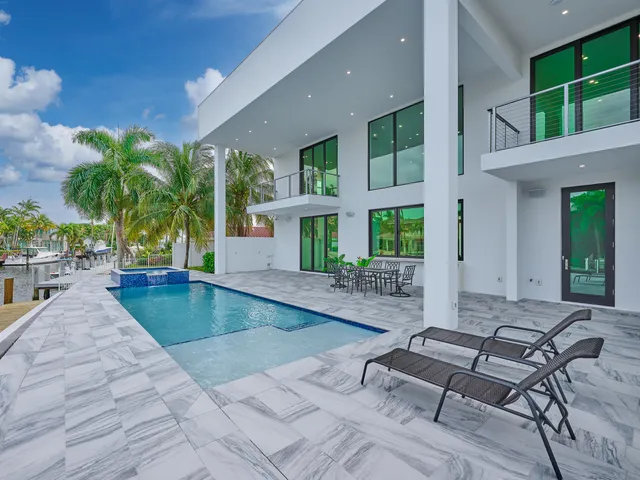 $4,999,888 | 2751 Northeast 22nd Court, Pompano Beach, FL 33062