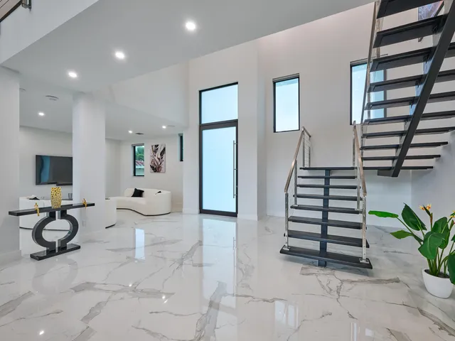 $4,999,888 | 2751 Northeast 22nd Court, Pompano Beach, FL 33062