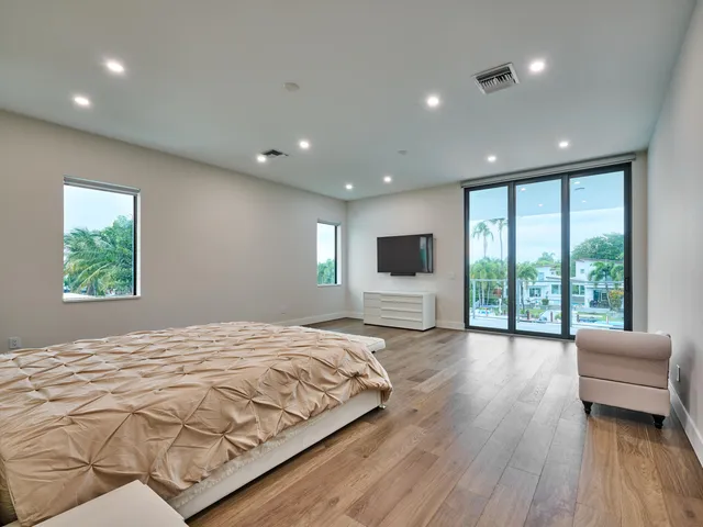 $4,999,888 | 2751 Northeast 22nd Court, Pompano Beach, FL 33062