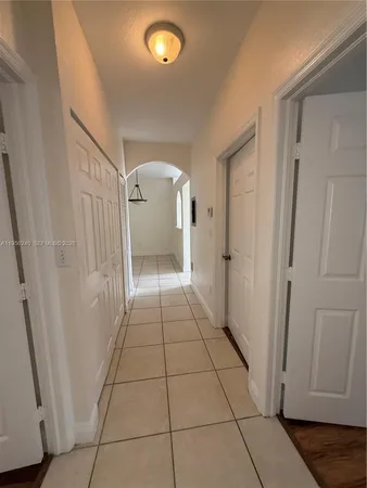 $2,500 | 6912 Northwest 179th Street, Unit 106, Hialeah, FL 33015