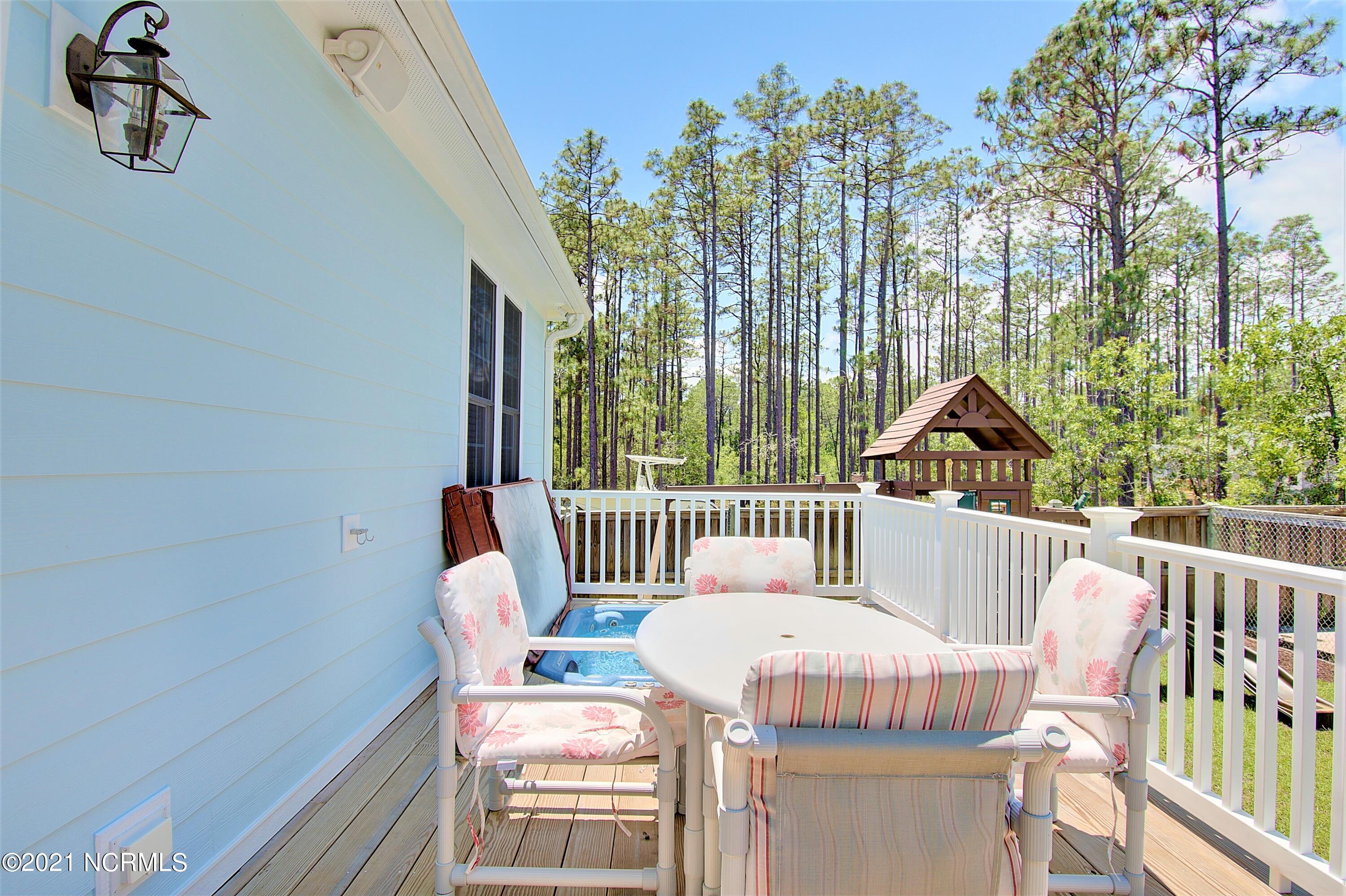 523 Mission Road Southport, NC 28461 - Photo 59 of 60 523mission - 8