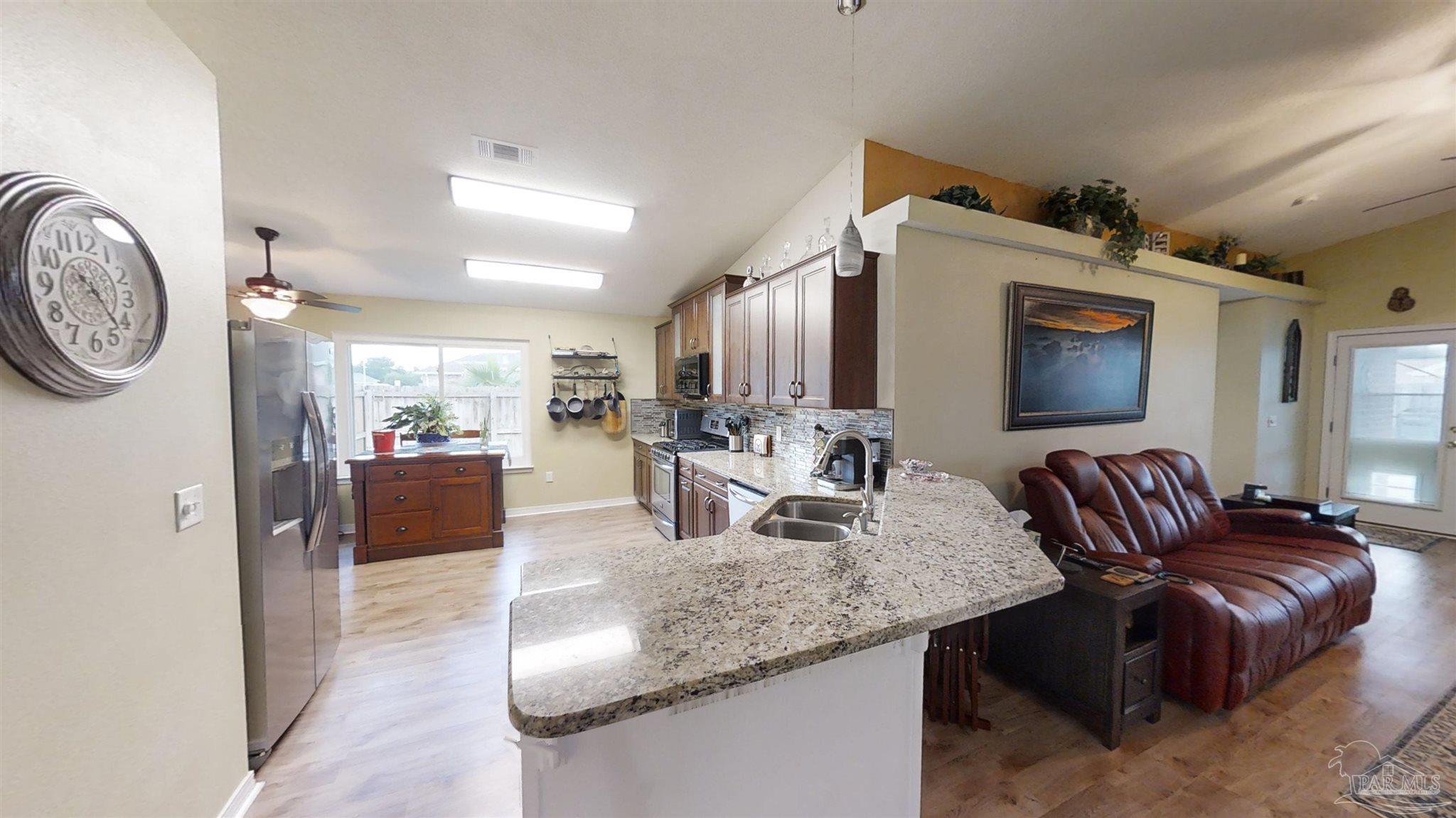 4774 Ribault Lane Milton, FL 32570 - Photo 4 of 41