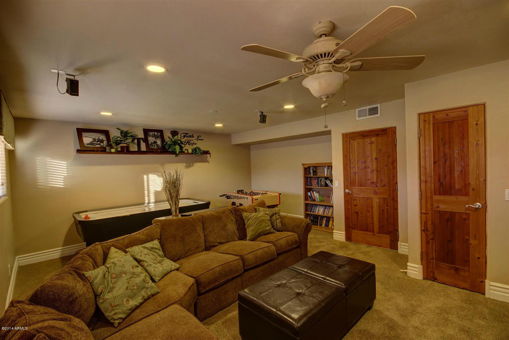 815 East Harwell Road Gilbert, AZ 85234 - Photo 34 of 74 Harwell TV Game Room(29)