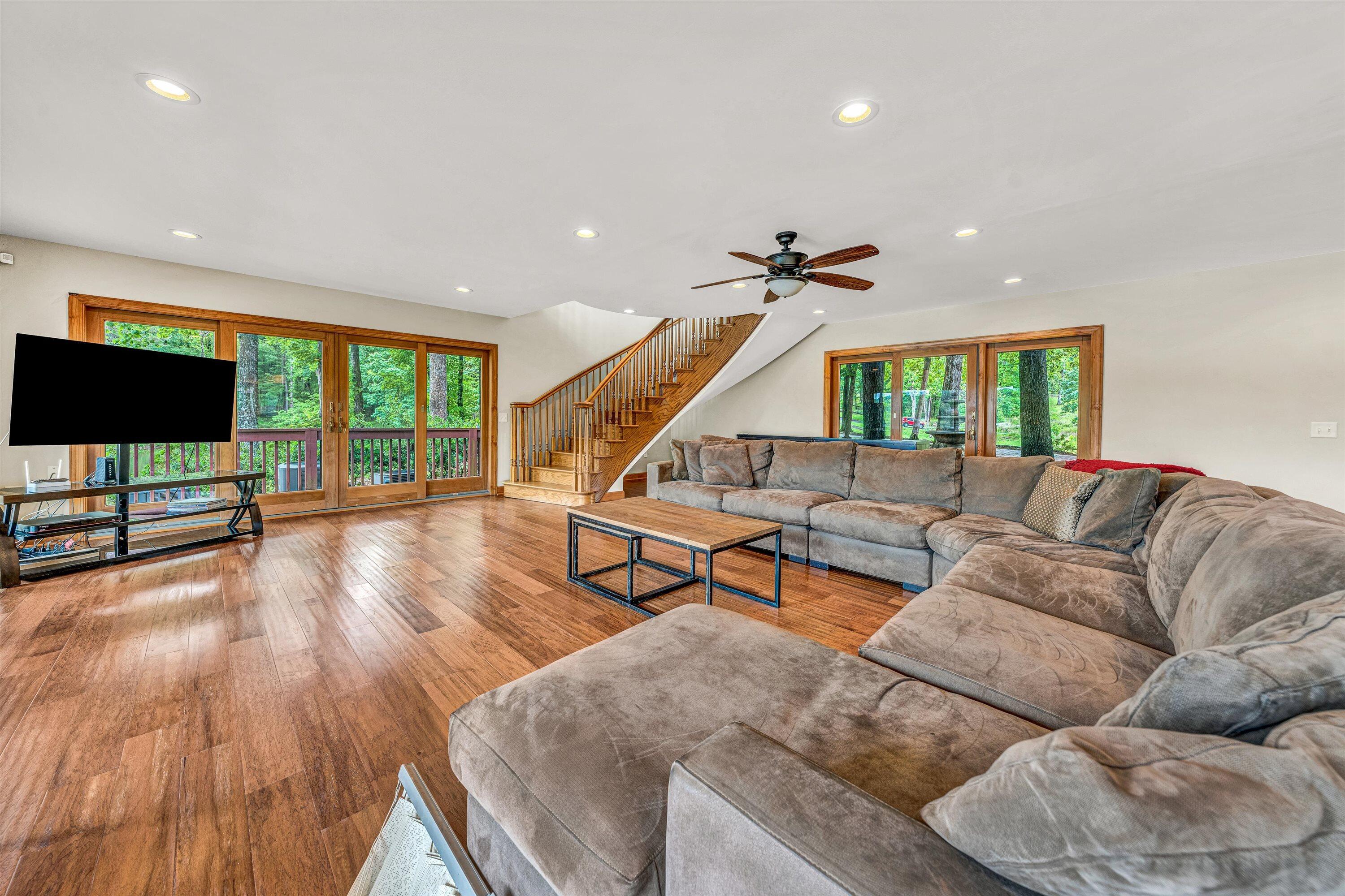 510 Crestview Road Wirtz, VA 24184 - Photo 12 of 50 12-DSC00205