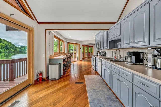 $799,000 | 510 Crestview Road, Wirtz, VA 24184