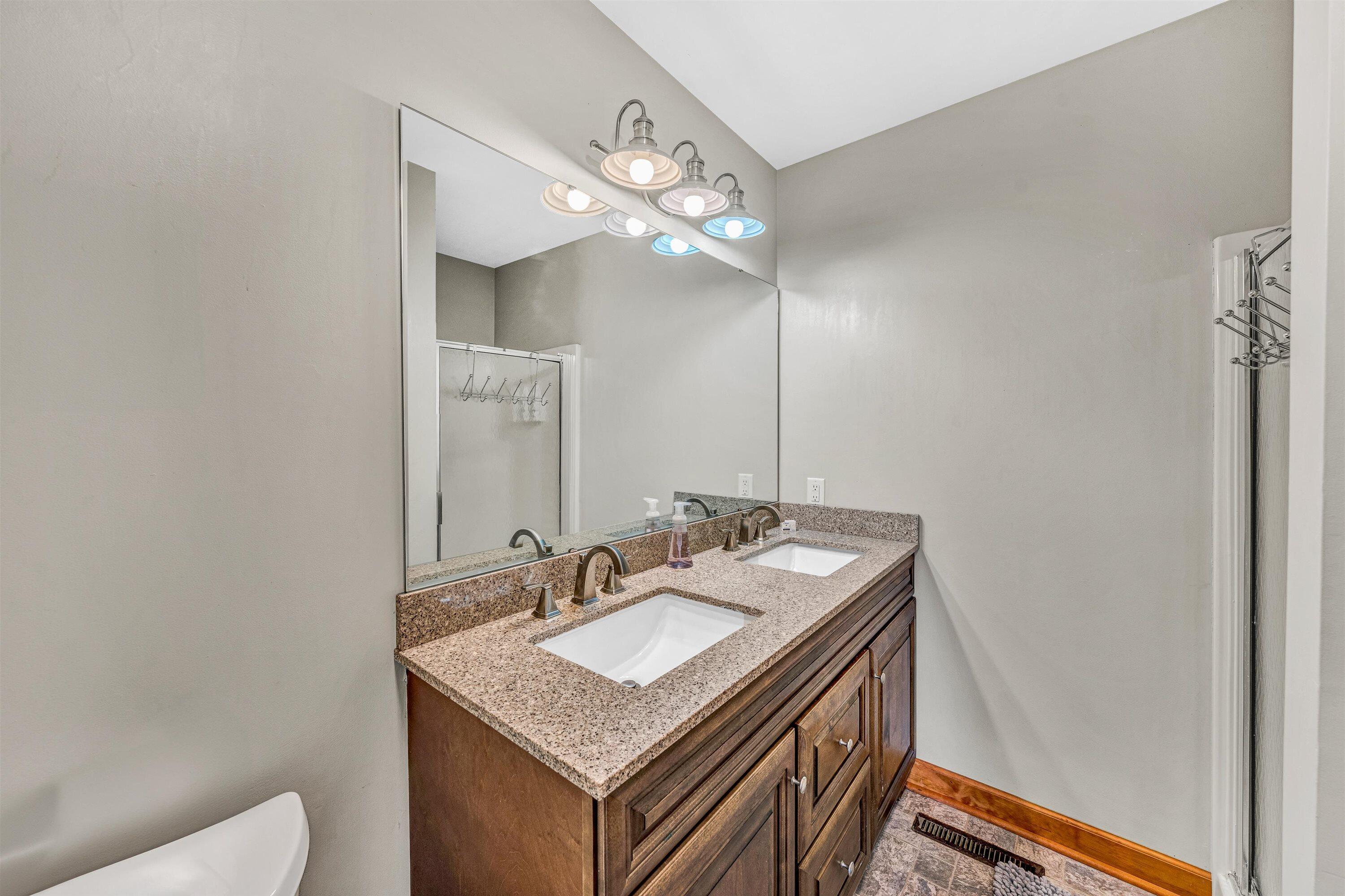 510 Crestview Road Wirtz, VA 24184 - Photo 21 of 50 21-DSC00241